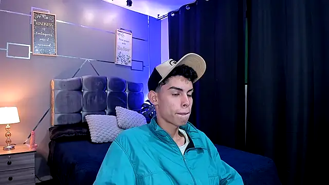 Room 69x online show from 09.11.25