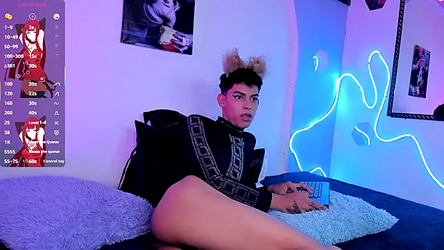 Room 69x online show from 09.12.25