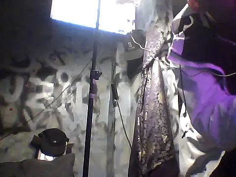 Snapshot of crisrummer chatting on 10.01.25 crisrummer online show from 10.01.25