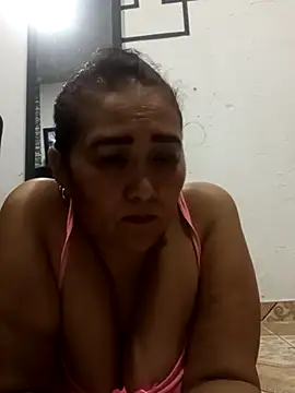 linda luna29 online show from 09.26.25