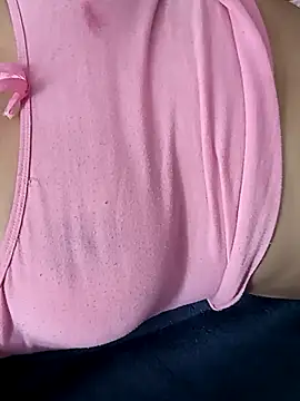 linda luna29 online show from 10.19.25