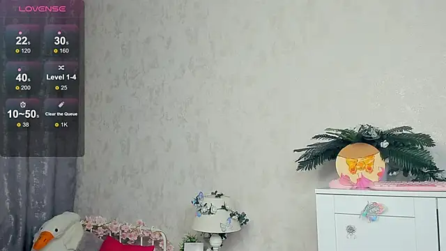 Snapshot of roxydolll chatting on 11.26.25 roxydolll online show from 11.26.25