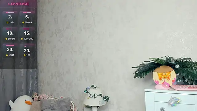 Snapshot of roxydolll chatting on 12.01.25 roxydolll online show from 12.01.25