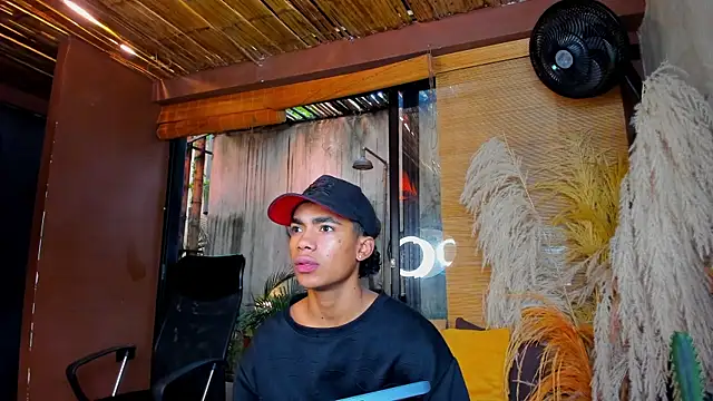 AlanCutee online show from 12.17.25