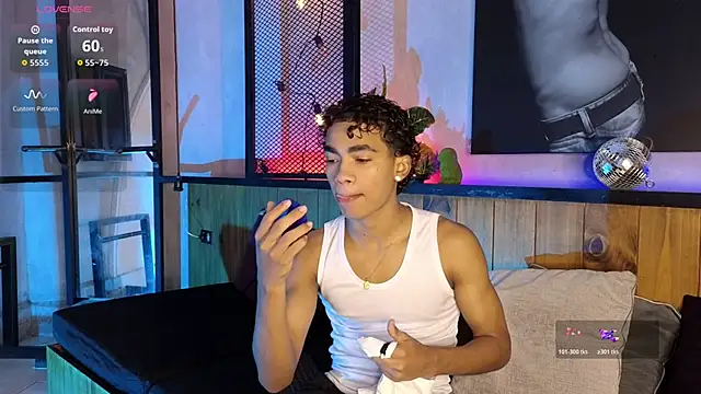 AlanCutee online show from 03.25.26