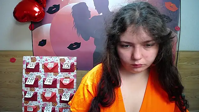 Snapshot of NeonilaLisova chatting on 09.12.25 NeonilaLisova online show from 09.12.25