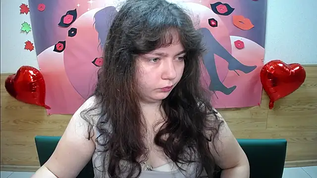 Snapshot of NeonilaLisova chatting on 10.09.25 NeonilaLisova online show from 10.09.25