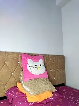 Nahomy cm online show from 03.18.26