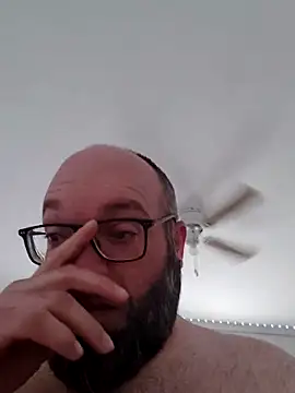 unknown man69 online show from 04.19.26