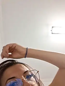 Anayssa  online show from 10.01.25