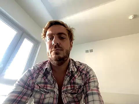 3615-ULLA online show from 10.01.25