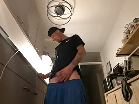 kompiee online show from 11.21.25