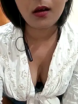 Snapshot of Queen_Kushi4 chatting on 06.18.26 Queen Kushi4 online show from 06.18.26