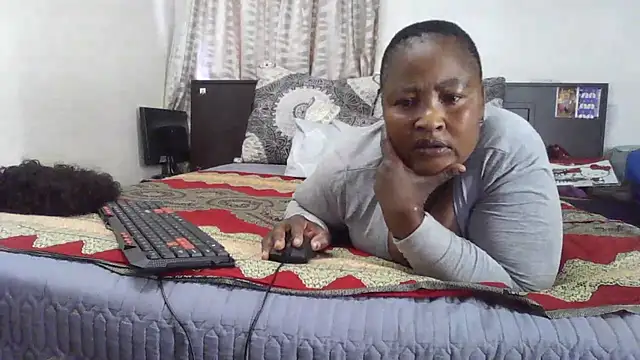 Snapshot of assyafrica chatting on 09.18.25 assyafrica online show from 09.18.25