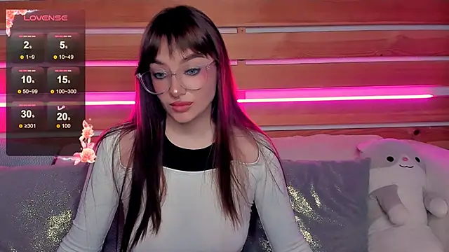 Emily Tylerr online show from 10.02.25