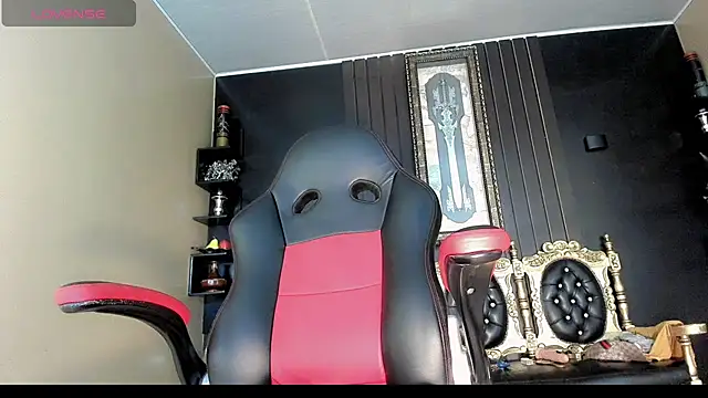 Kimberly Vazquez online show from 11.27.25