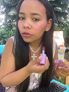 SophiaGuzman online show from 11.28.25