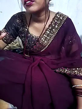 Snapshot of desimalai28 chatting on 02.06.26 desimalai28 online show from 02.06.26