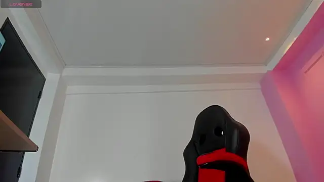 ALISSON BARKER online show from 11.05.25