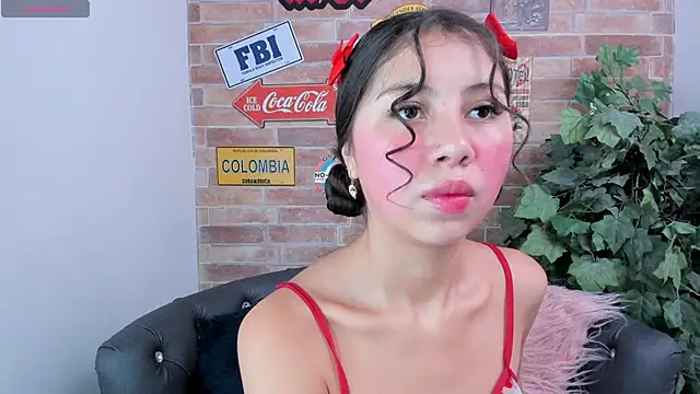 misss luxury online show from 10.14.25