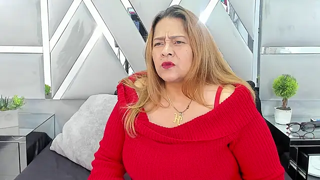 MonzerratBoyer online show from 04.18.26