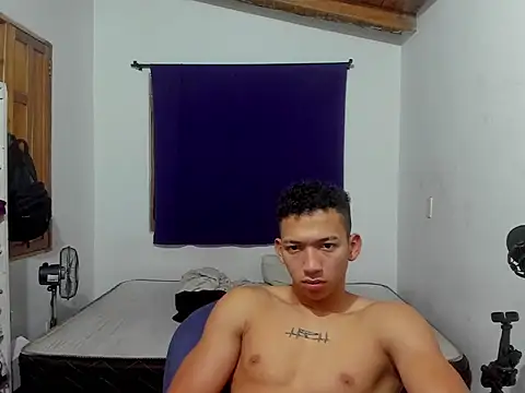 JuanchiT66 online show from 10.26.25