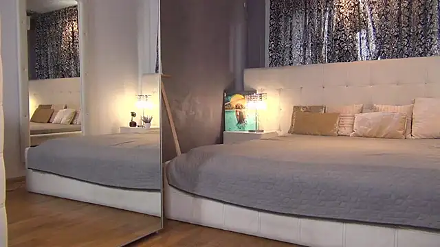 LadyValeriaXO online show from 03.21.26