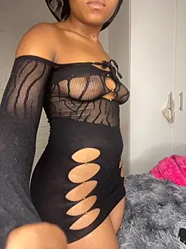 BaddestAss22 online show from 11.16.25