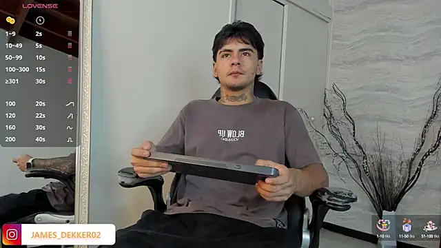 JamesDeker online show from 10.15.25