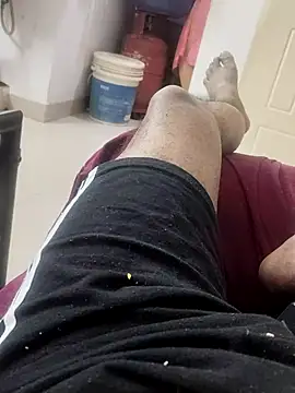 Snapshot of whitelady15 chatting on 12.15.25 whitelady15 online show from 12.15.25