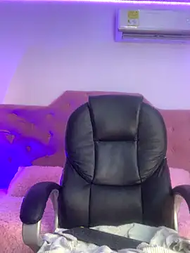 Velveet x online show from 11.10.25