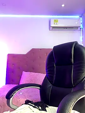 Velveet x online show from 11.11.25