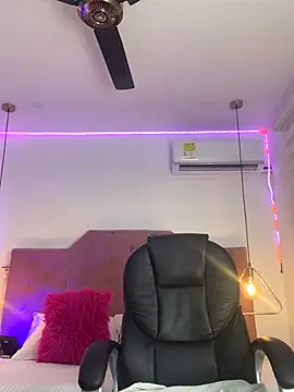 Velveet x online show from 12.18.25