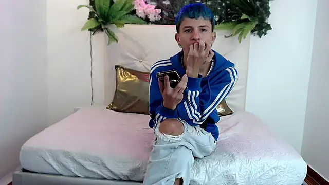 iam lukas   online show from 09.24.25