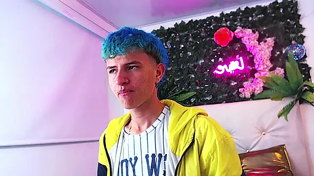 iam lukas   online show from 10.09.25