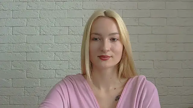 Snapshot of Alice_Sweet_01 chatting on 01.09.26 Alice Sweet 01 online show from 01.09.26