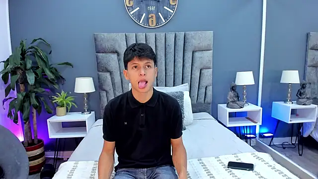 stephane rouss online show from 10.24.25