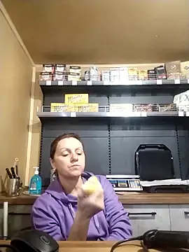 Snapshot of KimmyAghora chatting on 10.01.25 KimmyAghora online show from 10.01.25