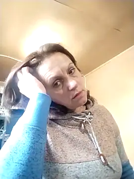 Snapshot of KimmyAghora chatting on 10.02.25 KimmyAghora online show from 10.02.25