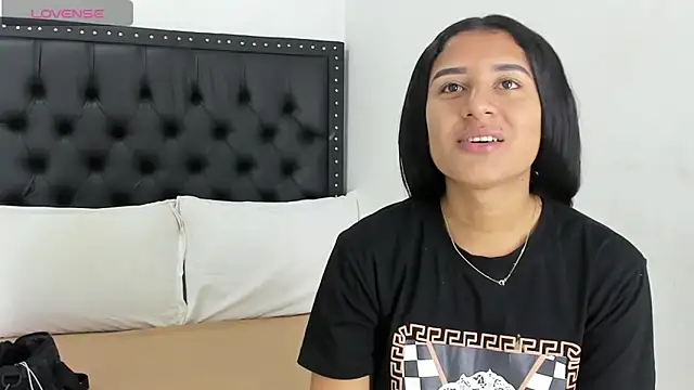 ScarlettVell online show from 09.09.25