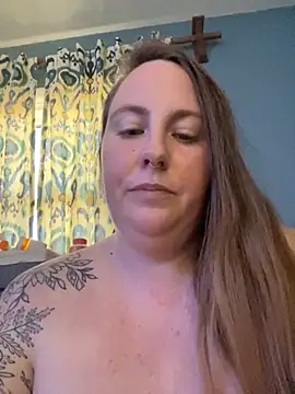 Domimommy420 online show from 10.16.25