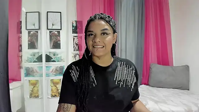 Snapshot of Darkflama1 chatting on 12.22.25 Darkflama1 online show from 12.22.25