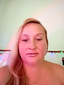 XHelenaX90 online show from 09.23.25