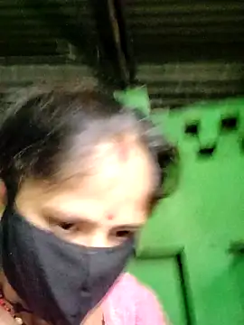 Hot-ilaiy online show from 09.11.25