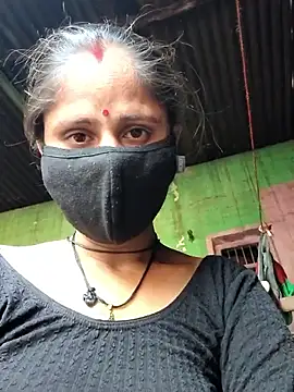 Hot-ilaiy online show from 12.20.25