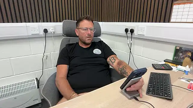 Snapshot of bilf1978 chatting on 07.16.26 bilf1978 online show from 07.16.26