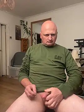 Snapshot of Attila120 chatting on 10.12.25 Attila120 online show from 10.12.25