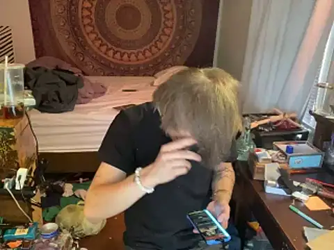 XanderOzzz online show from 11.07.25