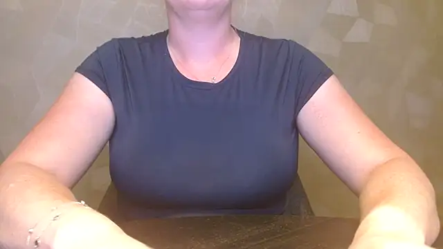 Esmee-Xxx online show from 09.15.25