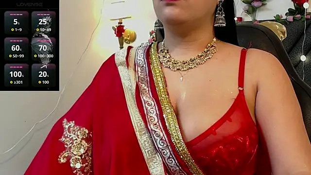 Snapshot of IndraKaur_ chatting on 04.28.26 IndraKaur online show from 04.28.26